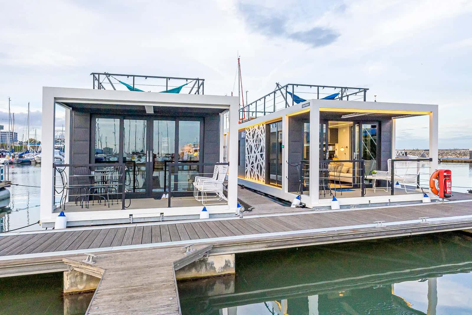 Kuća na vodi Modern 10 2 spavaće sobe 40,00 m²