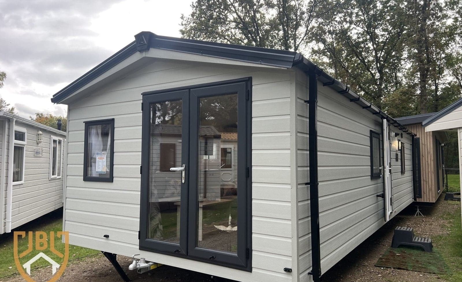 Delta Saffron Deluxe 32x12-2