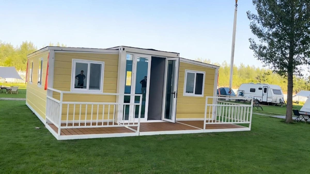 Container Expansível Premium 20 pés (37 m²)