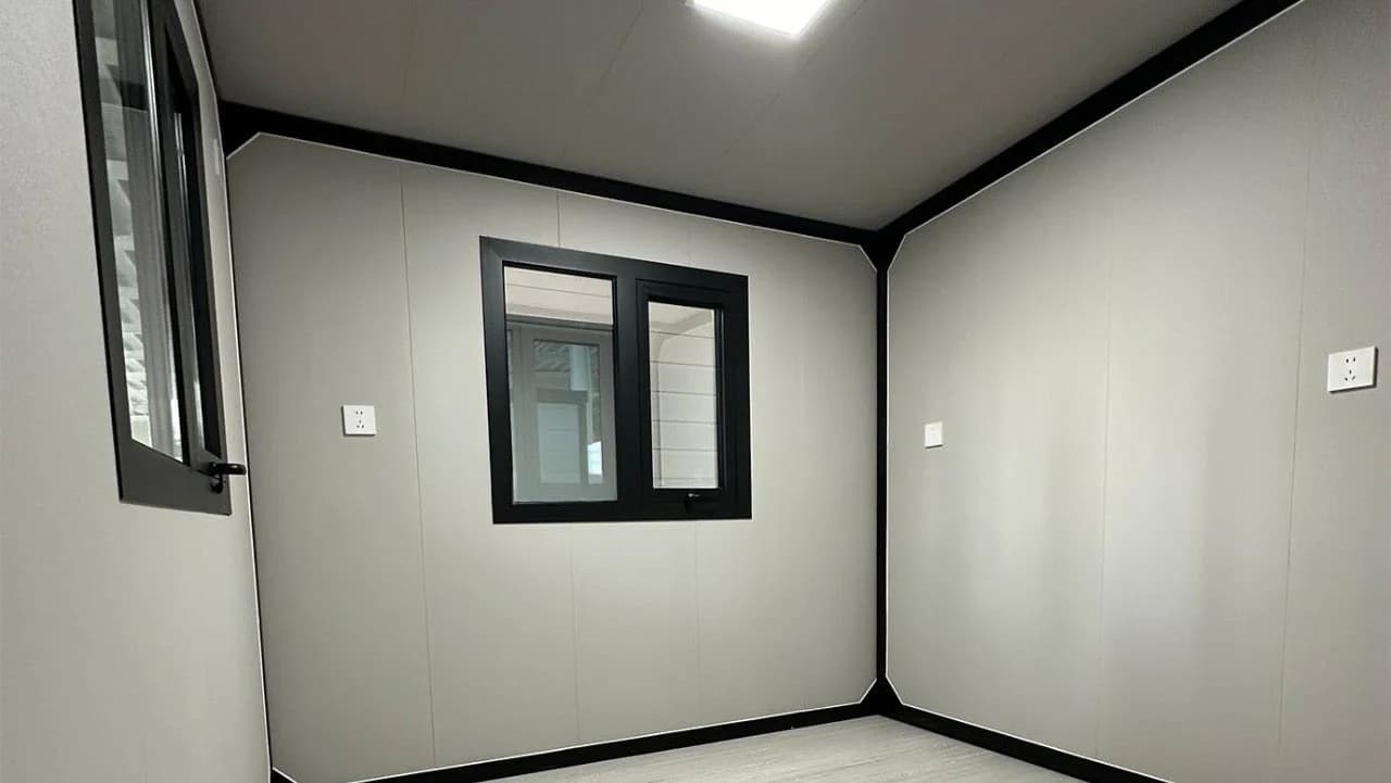 Container Expansível Standard 10 pés · Duplo Duplex (37 m²)