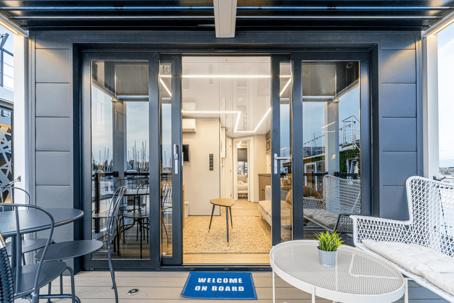 GV House Boat Modern 10 (40,00 m²)