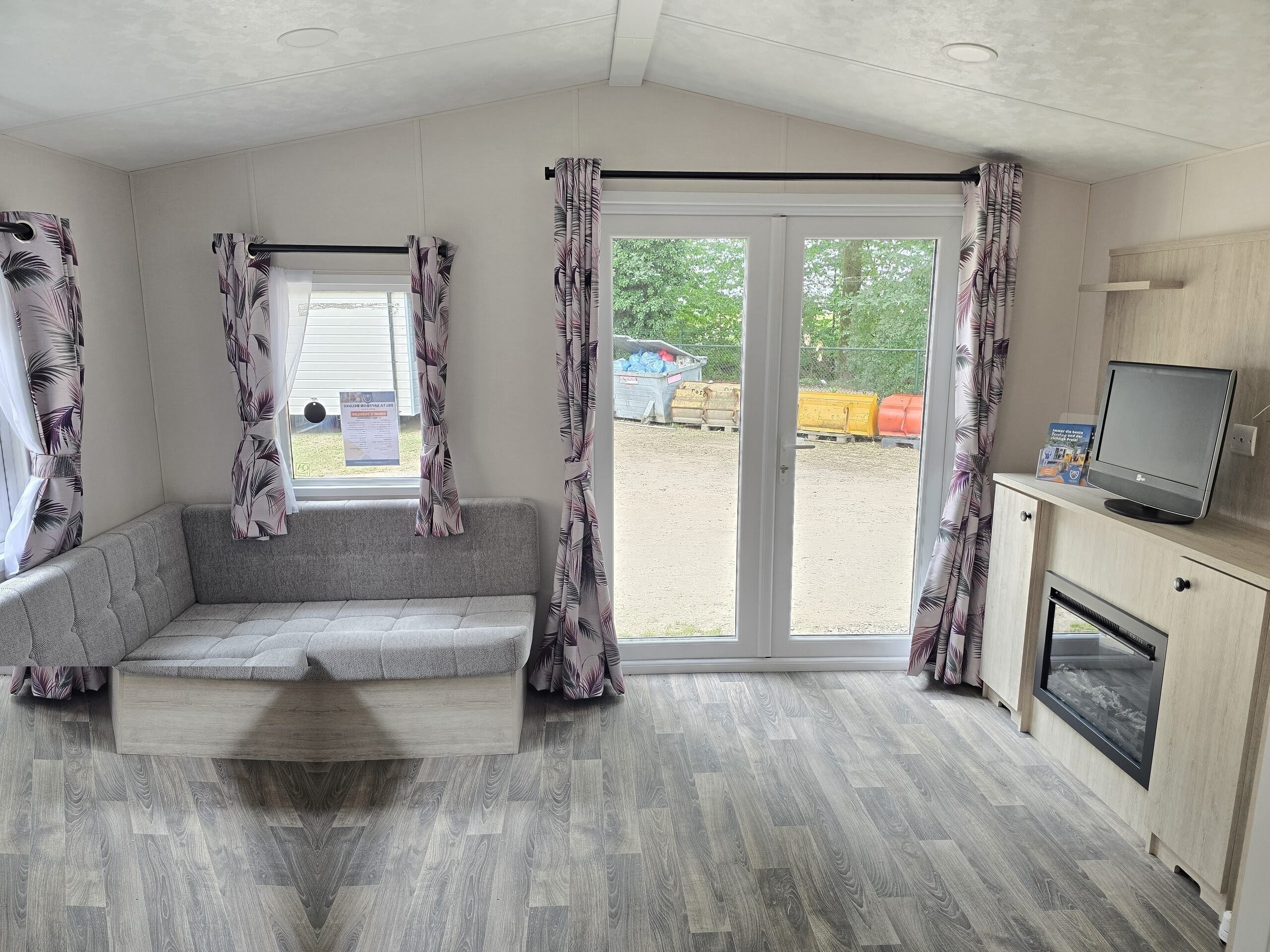 Delta Saffron Deluxe 2 sypialnie 32,93 m² 3