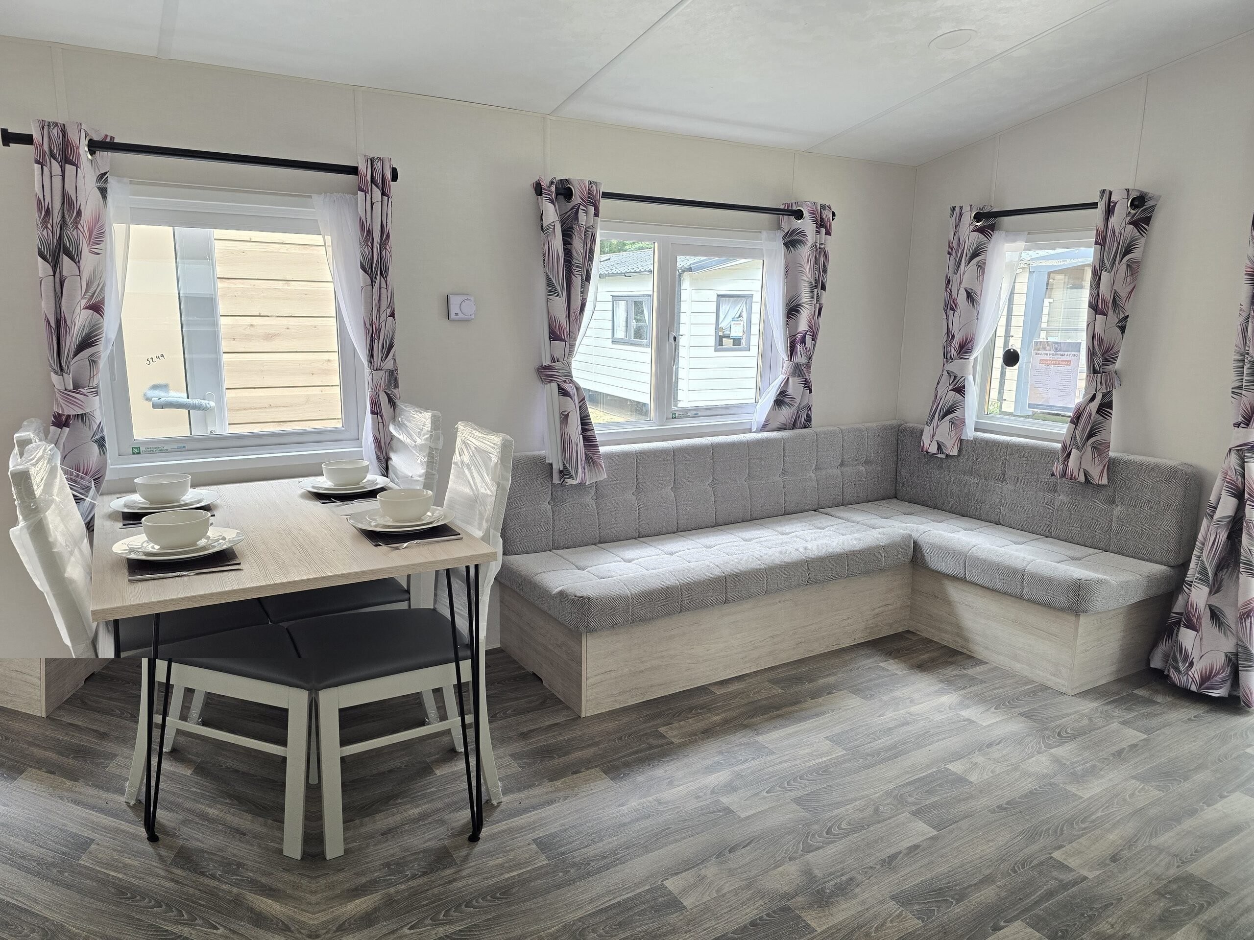 Delta Saffron Deluxe 2 sypialnie 32,93 m² 5