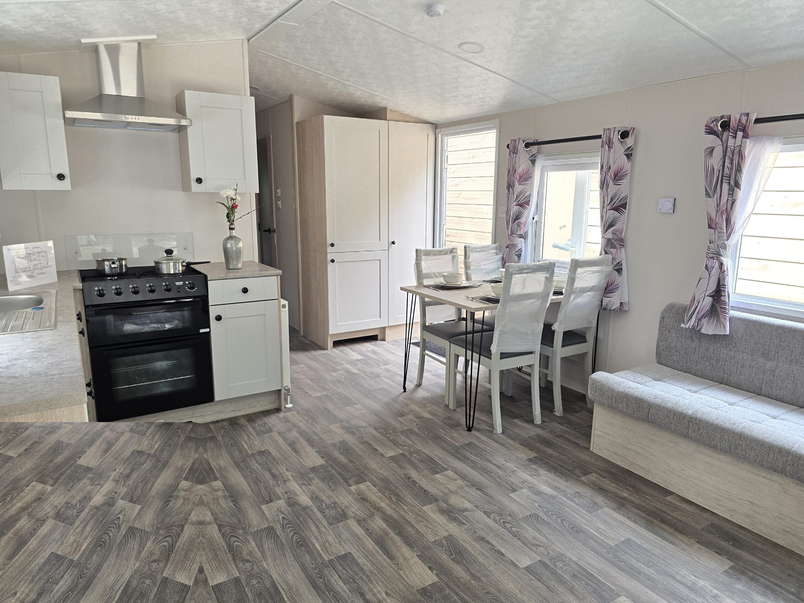 Delta Saffron Deluxe 2 sypialnie 32,93 m² 8