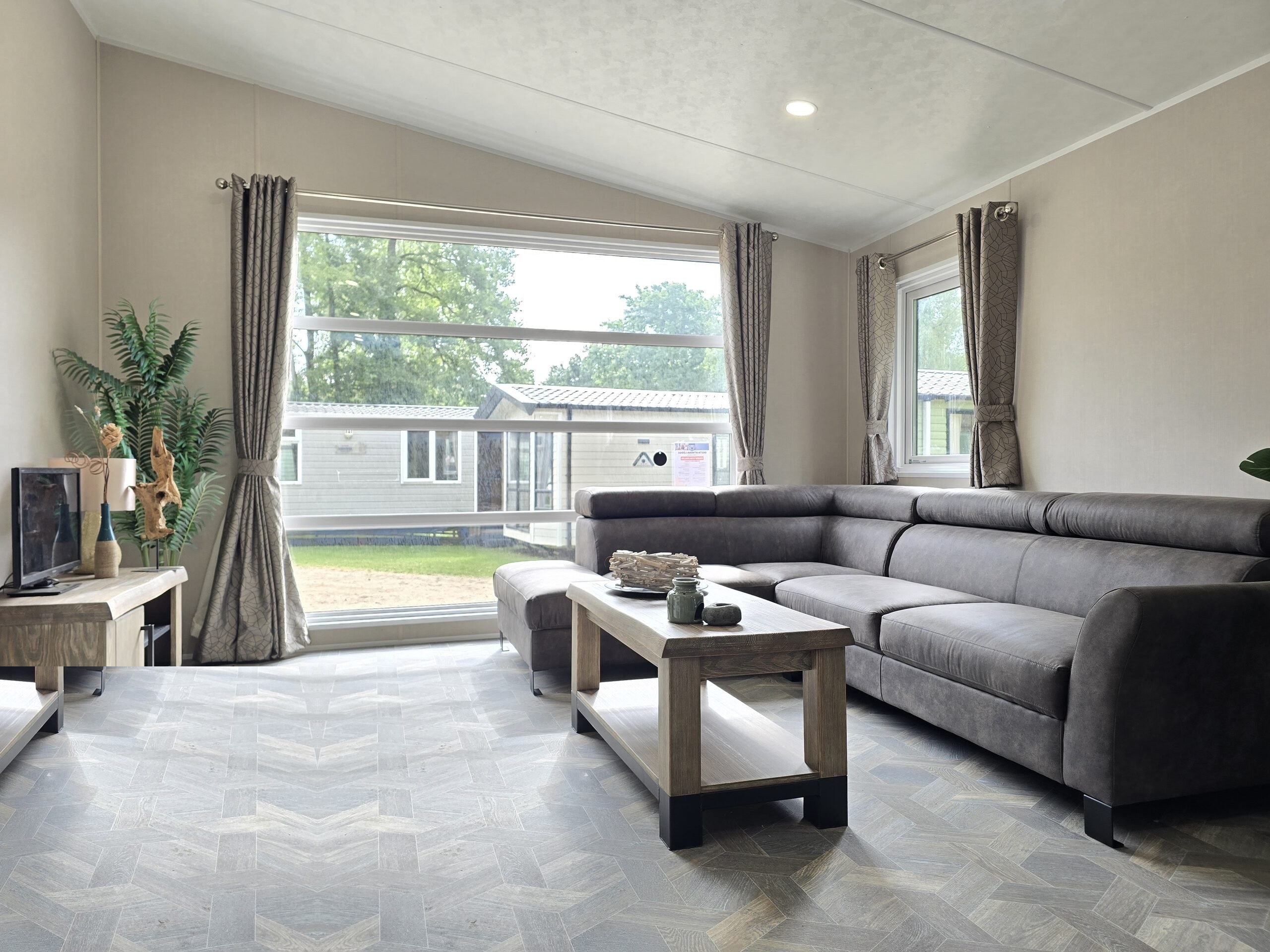 Delta Athena Lodge 3 Bedrooms 44.25 m² 4