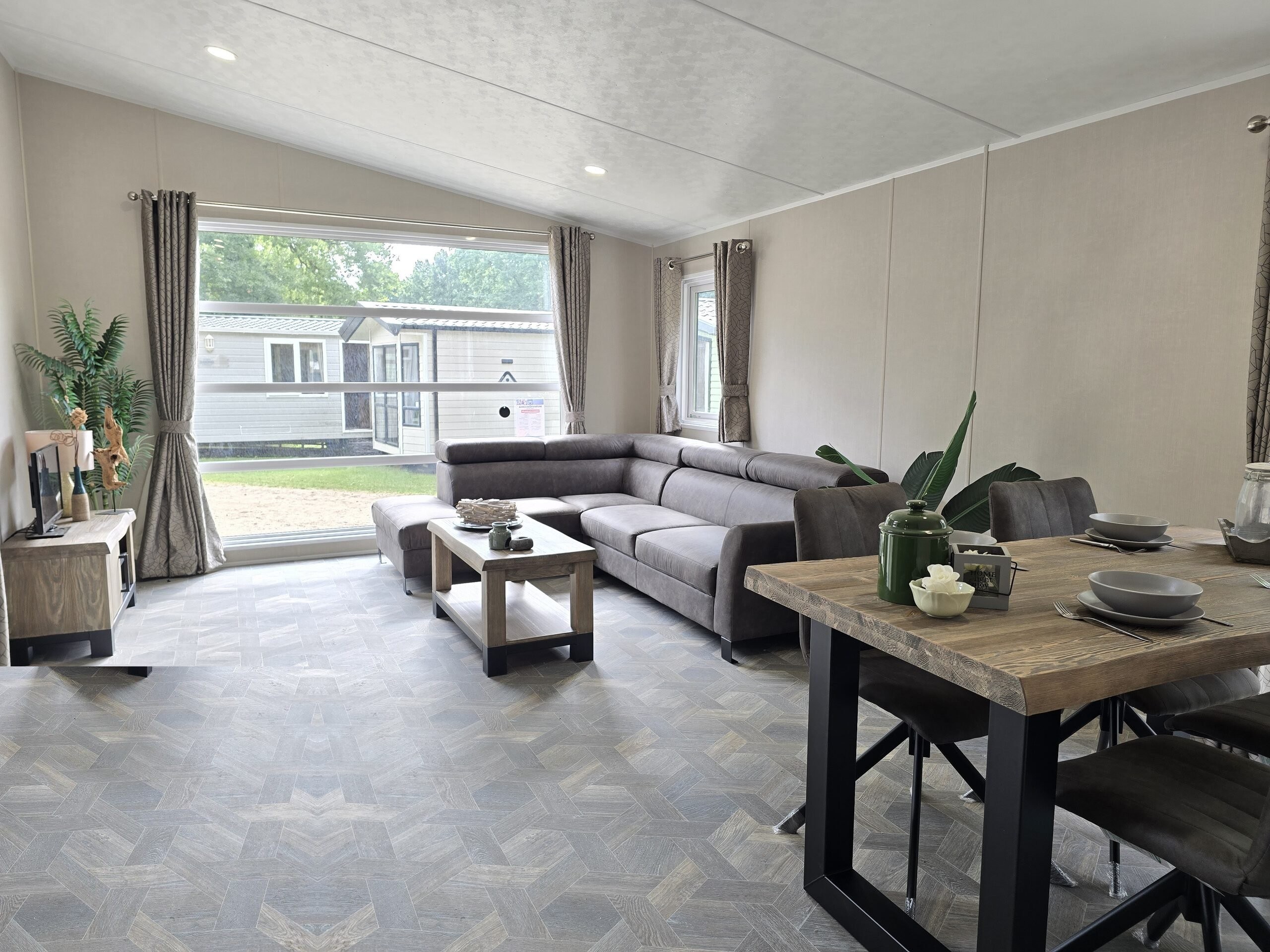 Delta Athena Lodge 3 Bedrooms 44.25 m² 5