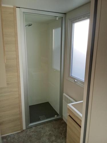 Azalee 2 Bedrooms 42.80 m² 8