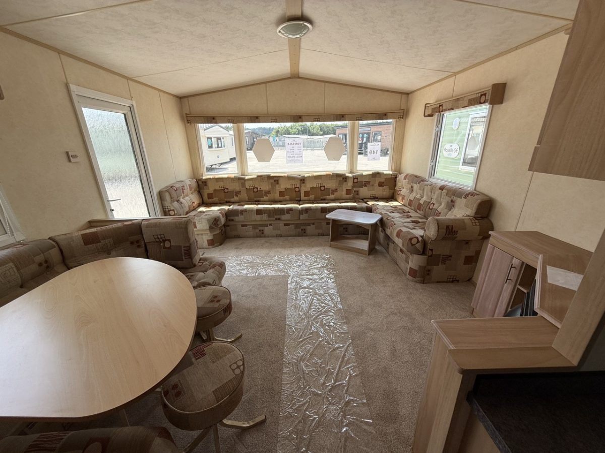 ABI Roselle 3 Bedrooms 40.13 m² 2009 2