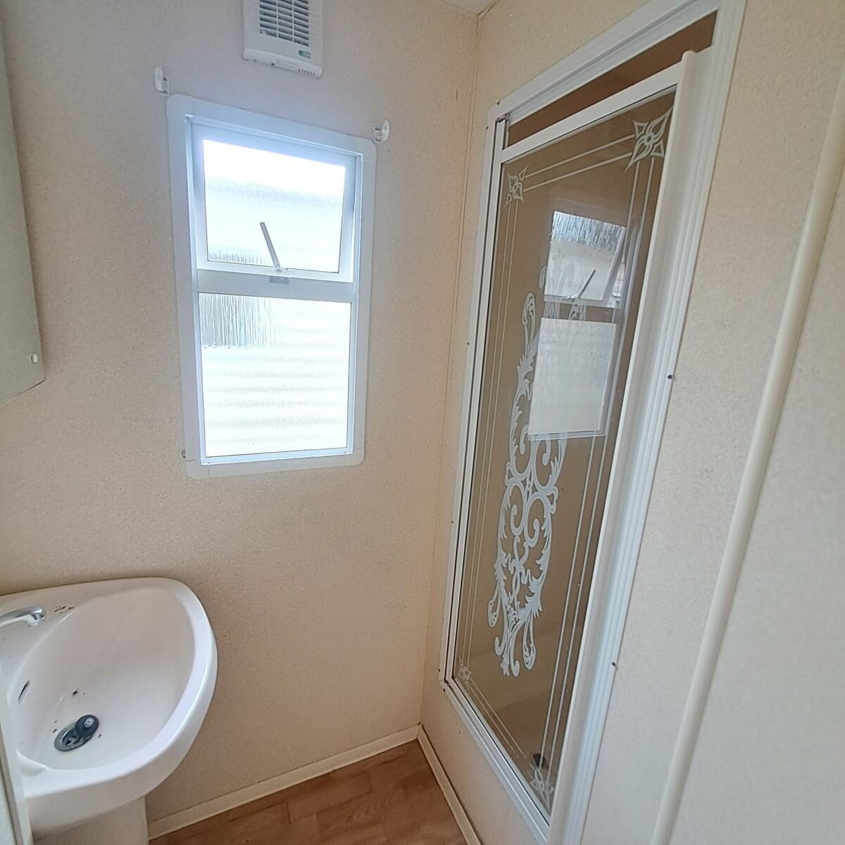 BK Bluebird Brookwood Super 3 Bedrooms 38.95 m² 10