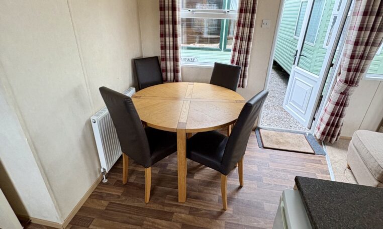 Carnaby Melrose Lodge 2 Bedrooms 41.26 m² 4