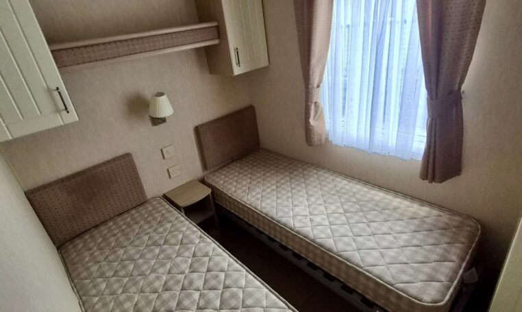 Willerby Saffron 2 Bedrooms 38.95 m² 6