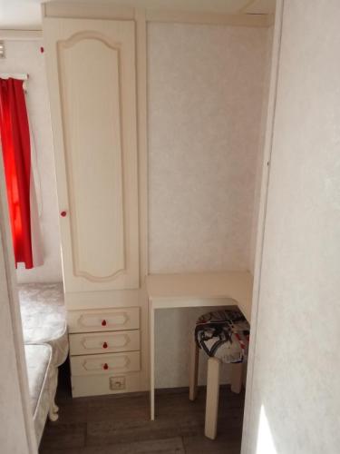 Montrose 2 Bedrooms 31.45 m² 1997 9