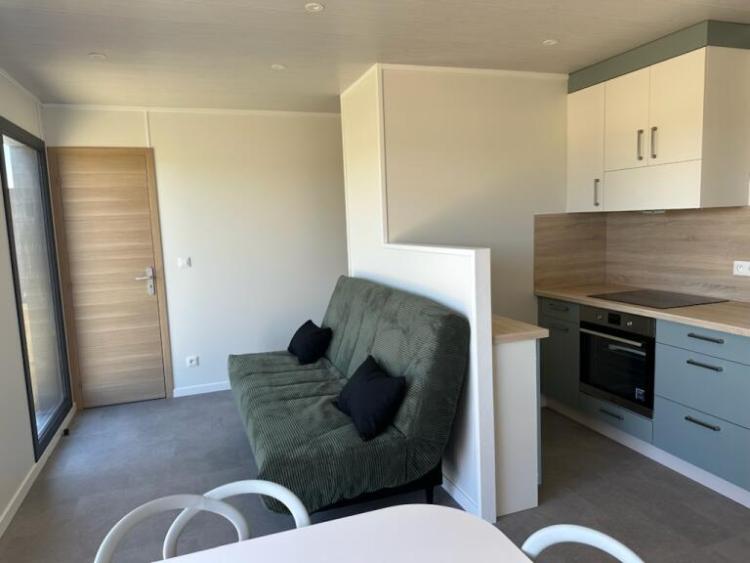 HLL 2 Bedrooms 47.52 m² 3