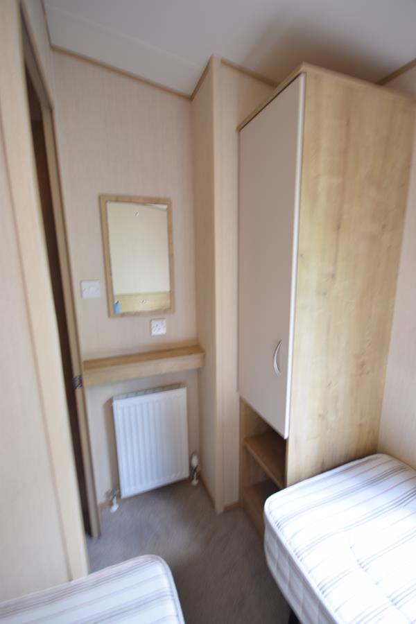 ABI Amber Platinum 3 sypialnie 40,14 m² 2015 12
