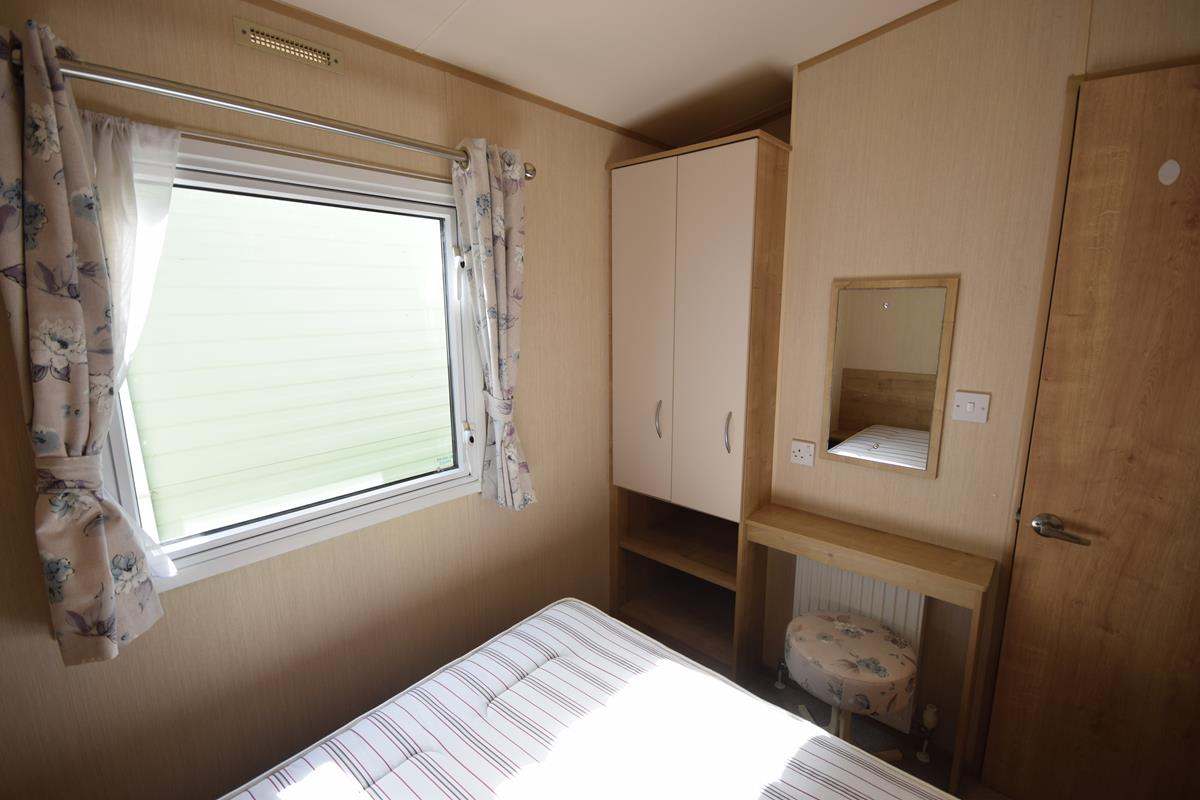 ABI Amber Platinum 3 sypialnie 40,14 m² 2015 16