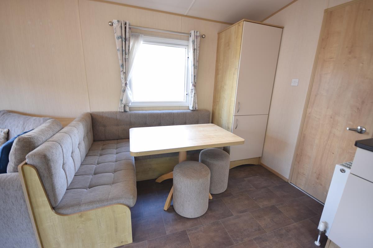 ABI Amber Platinum 3 sypialnie 40,14 m² 2015 6