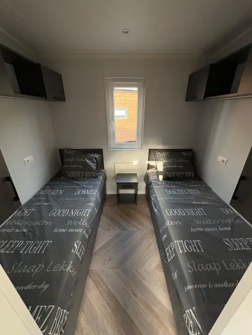 Alicante 2 2 Bedrooms 11