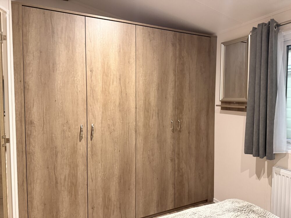 Nebraska OAK 2 Bedrooms 8