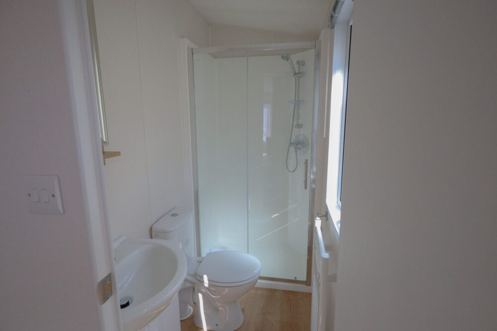Summer 2 Bedrooms 9
