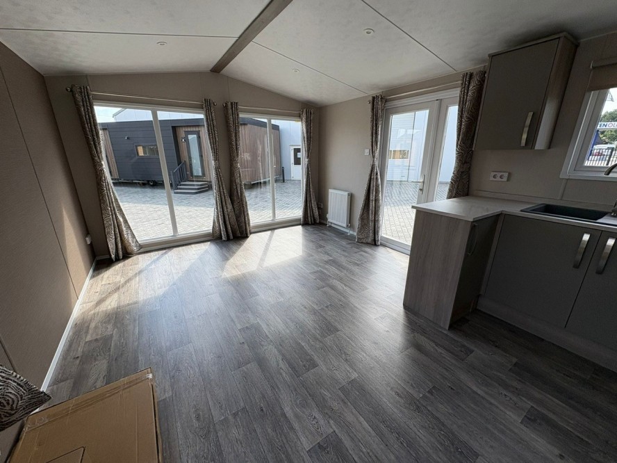Nordik Junior Spiegelbeeld 2 Bedrooms 37.00 m² 2