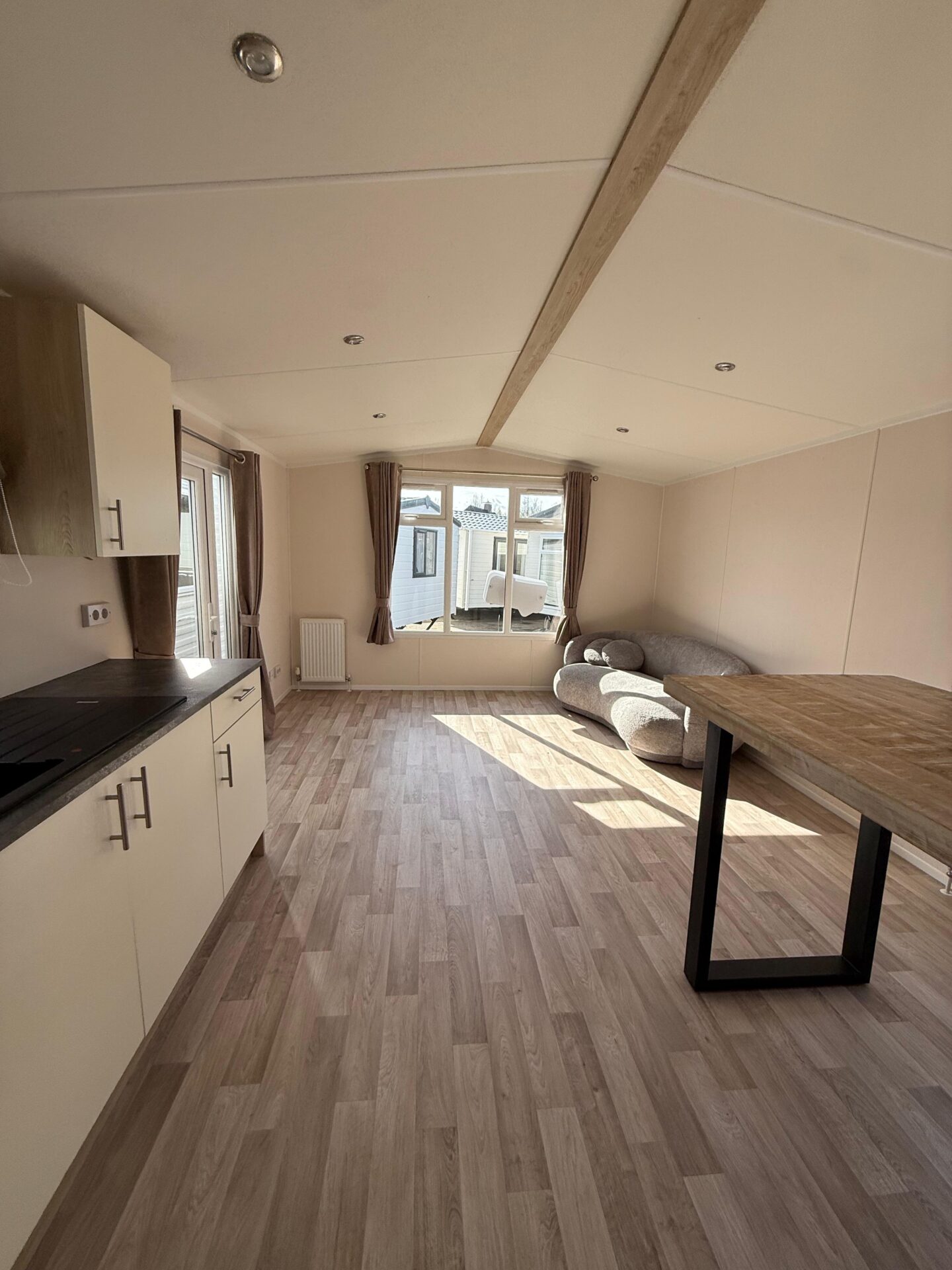 Sunny Lodge 2 Bedrooms (37.00 m2) 4