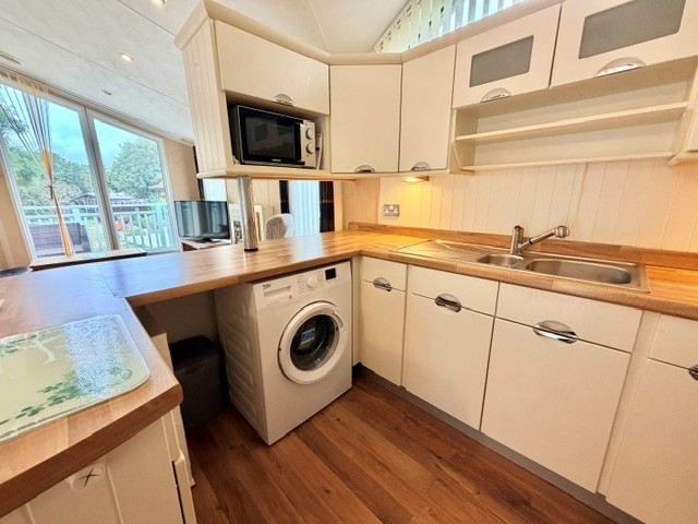 Willerby New Hampshire 3 Bedrooms 16 m² 11