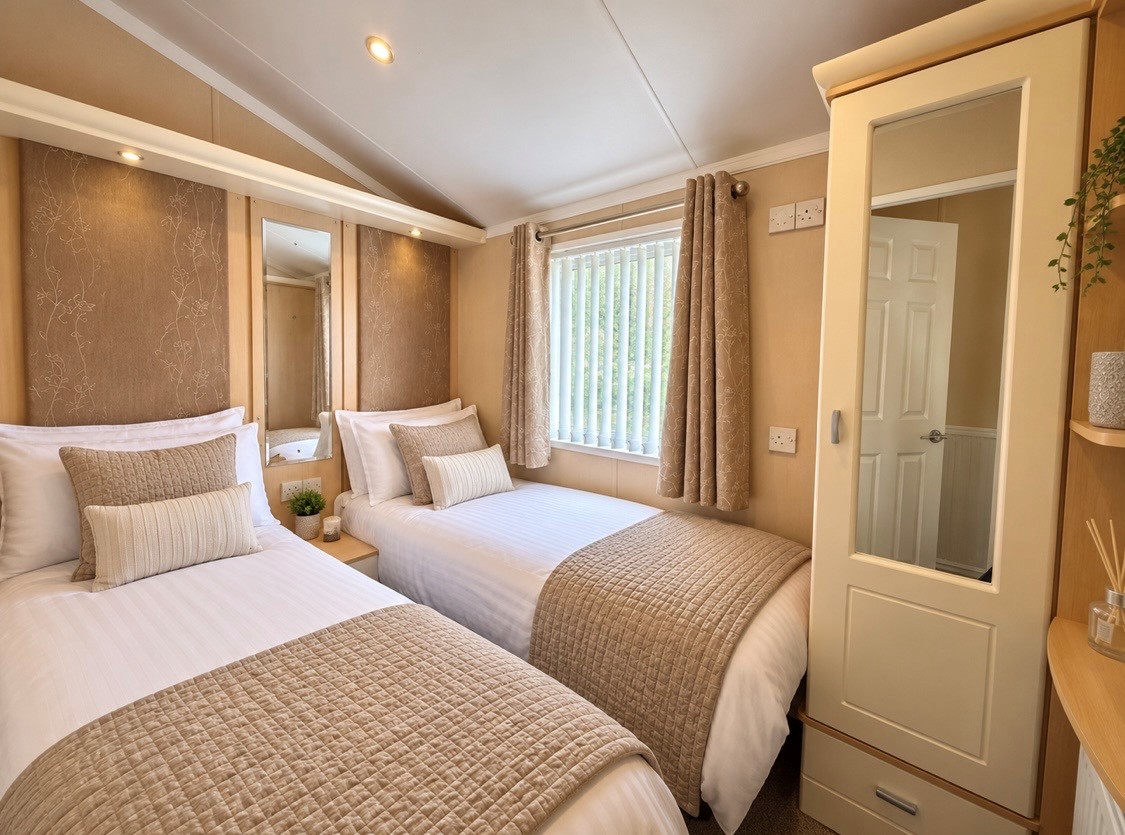 Willerby New Hampshire 3 Bedrooms 16 m² 15