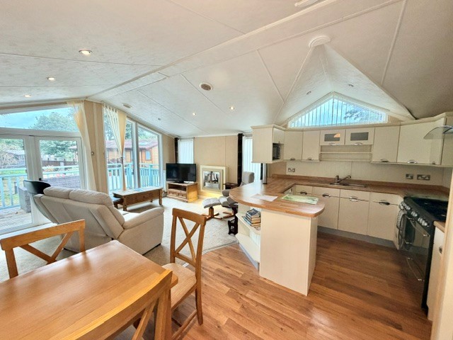 Willerby New Hampshire 3 Bedrooms 16 m² 10