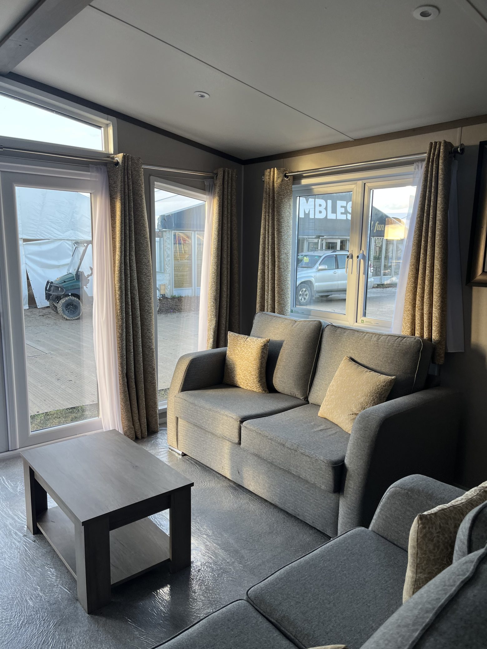 Tcs Gosford 2 Bedrooms 48.31 m² 4