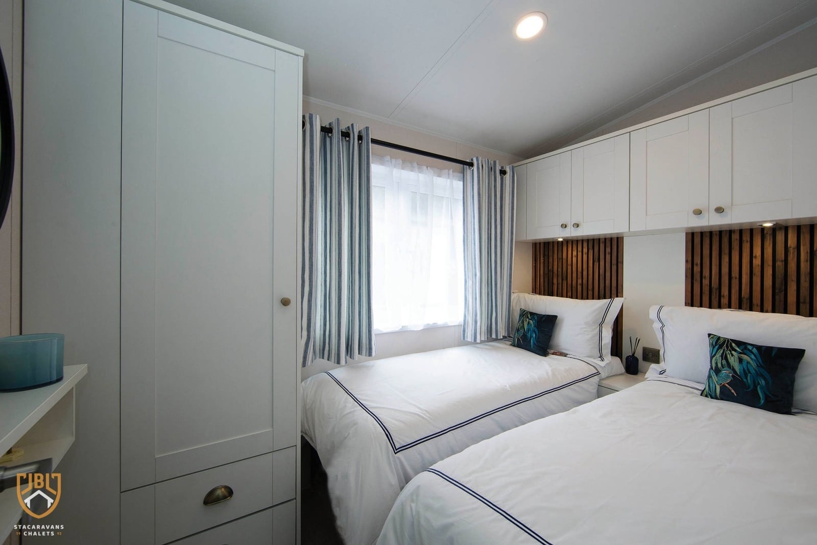 Delta Belgravia 6