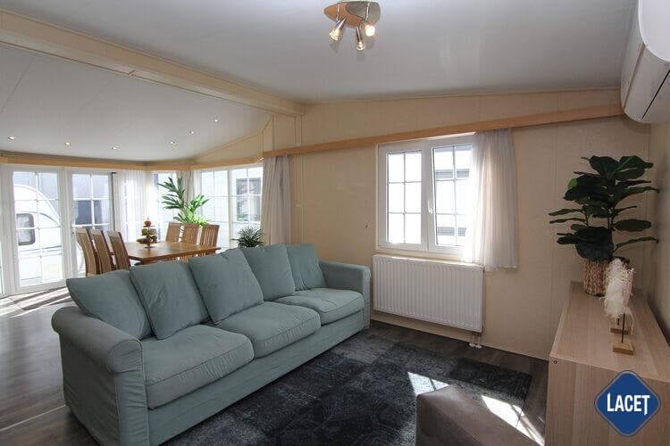 Chalet Double 12