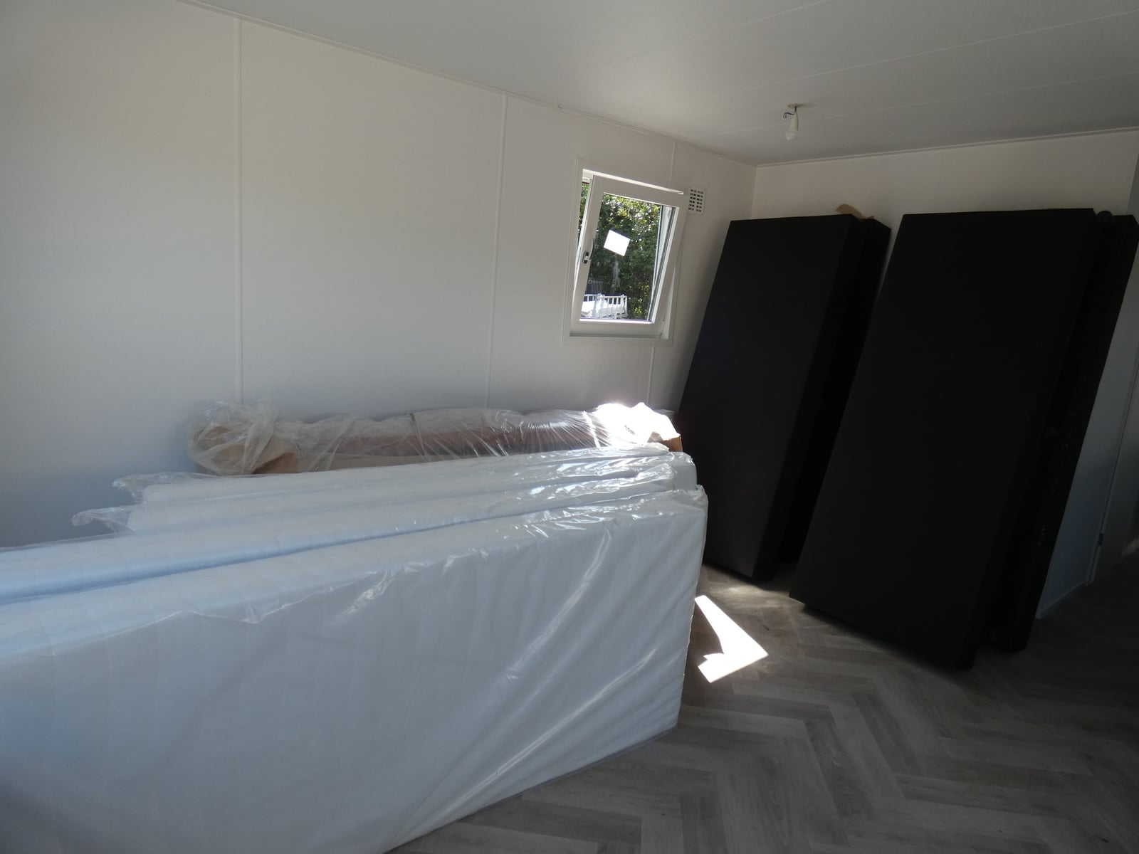 Abstract Chalet 5