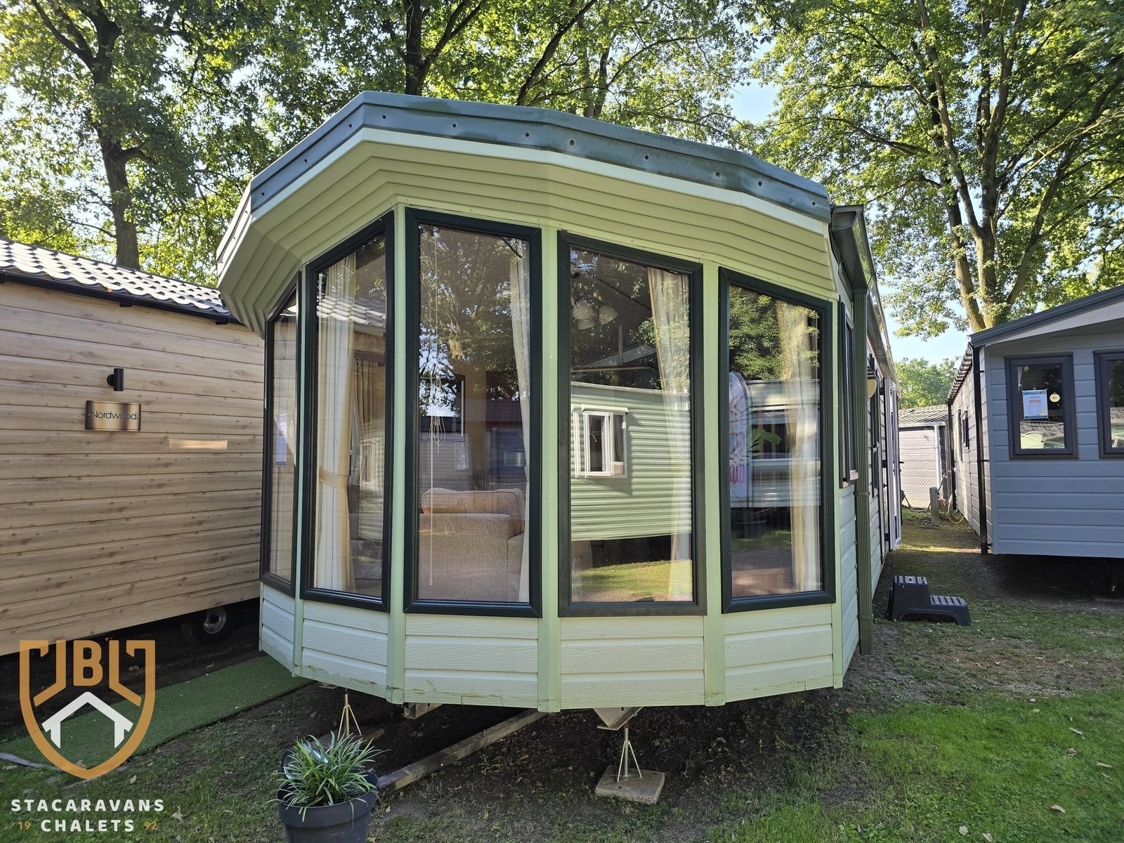 Willerby Aspen 8