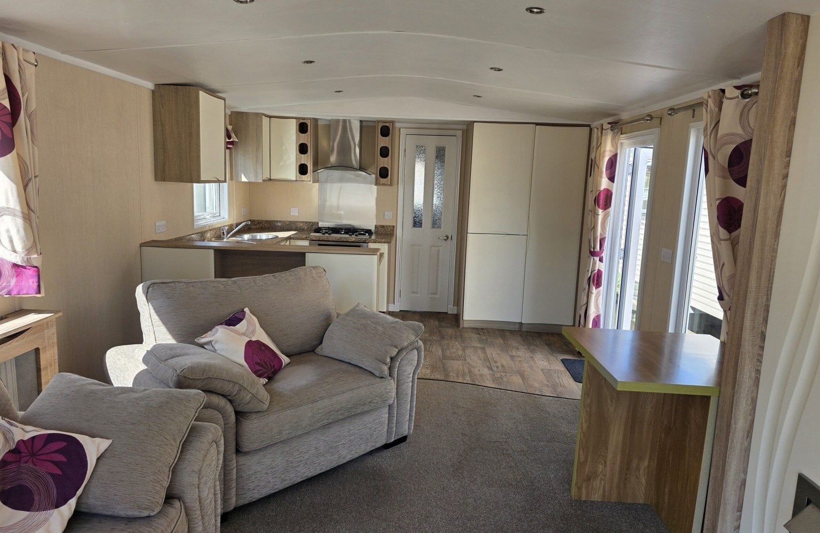 R&R Home Leisure 11
