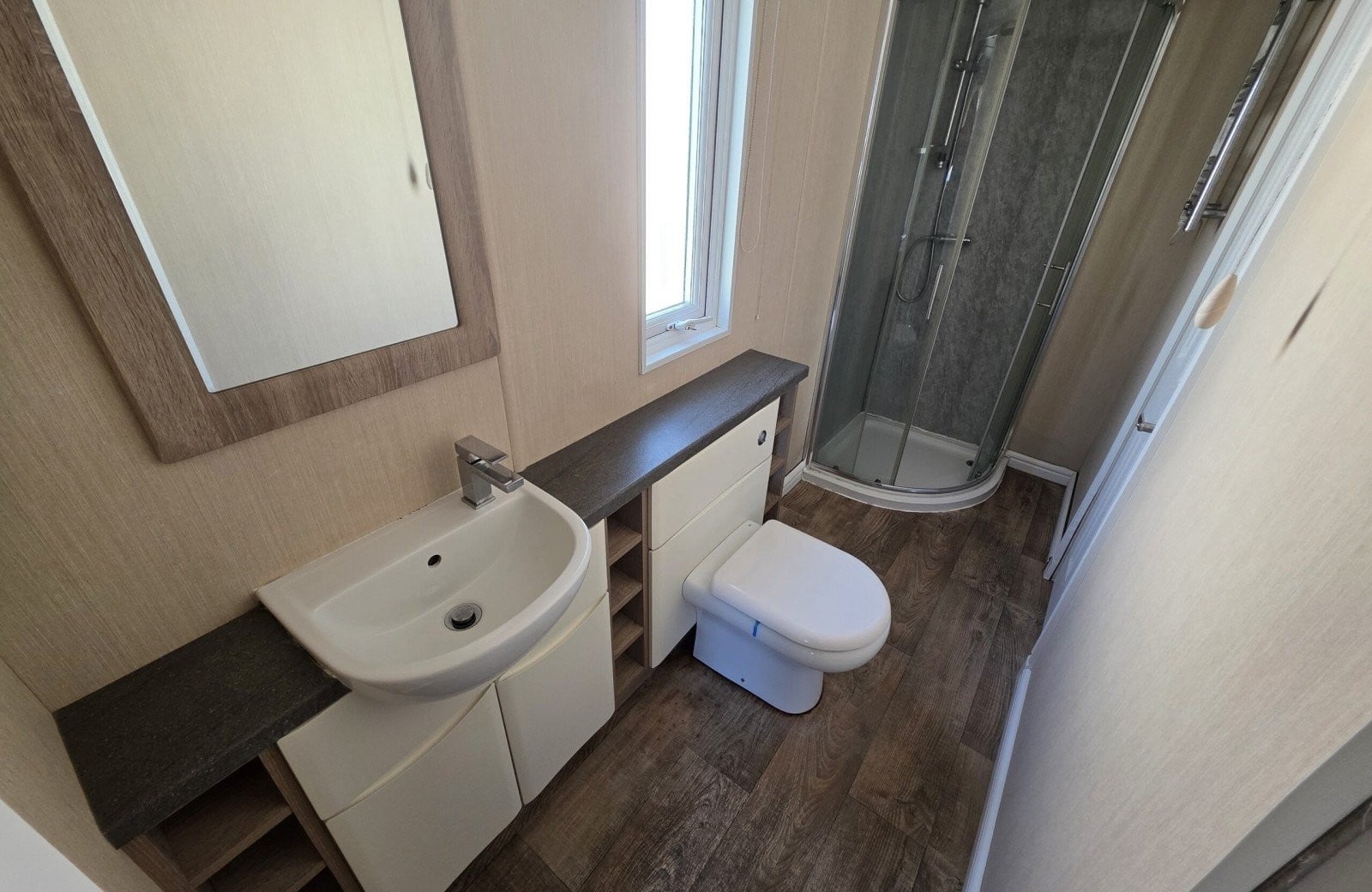 R&R Home Leisure 6
