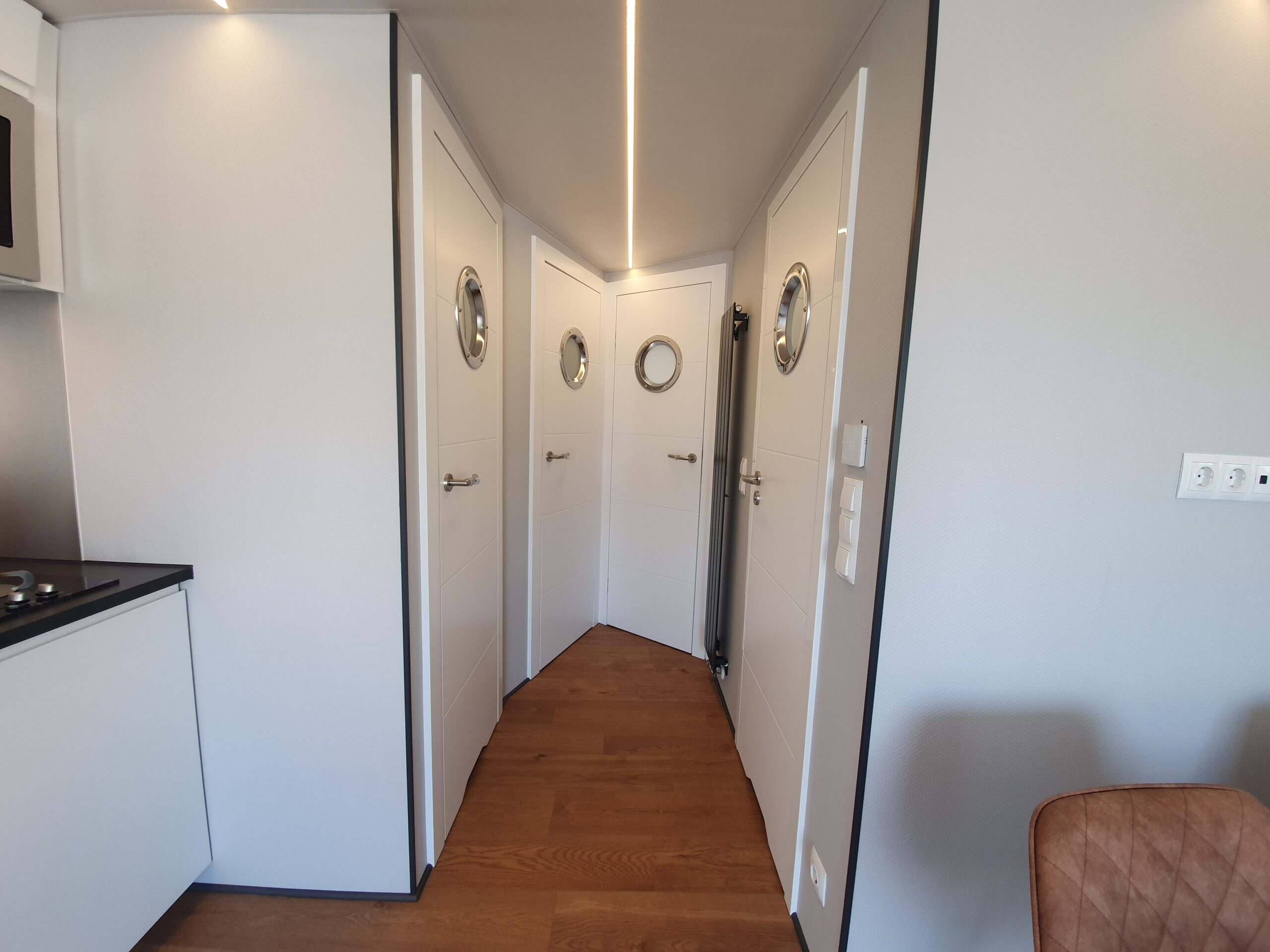 Houseboat Apartboat L-Long 2 Bedrooms 32.00 m² 10