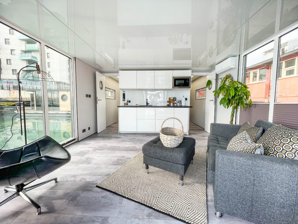 Houseboat Modern 15 ProLine 2 Bedrooms 44.00 m² 3