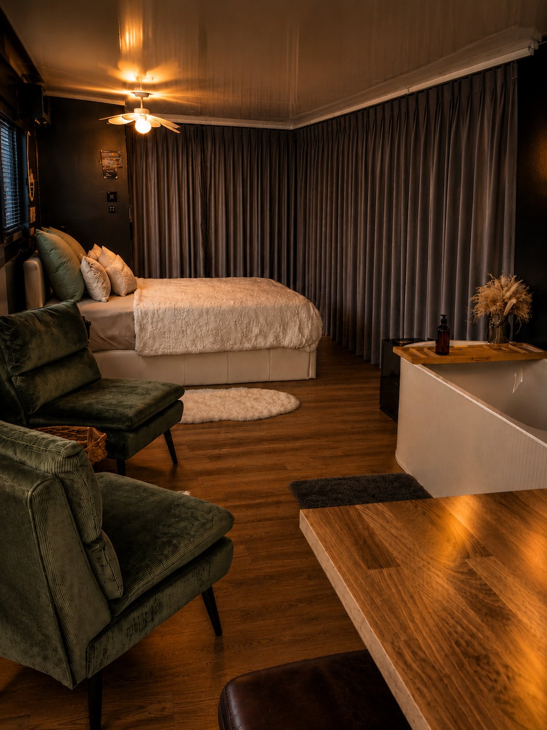 Houseboat Lodge L9 2 Bedrooms 35.70 m² 5