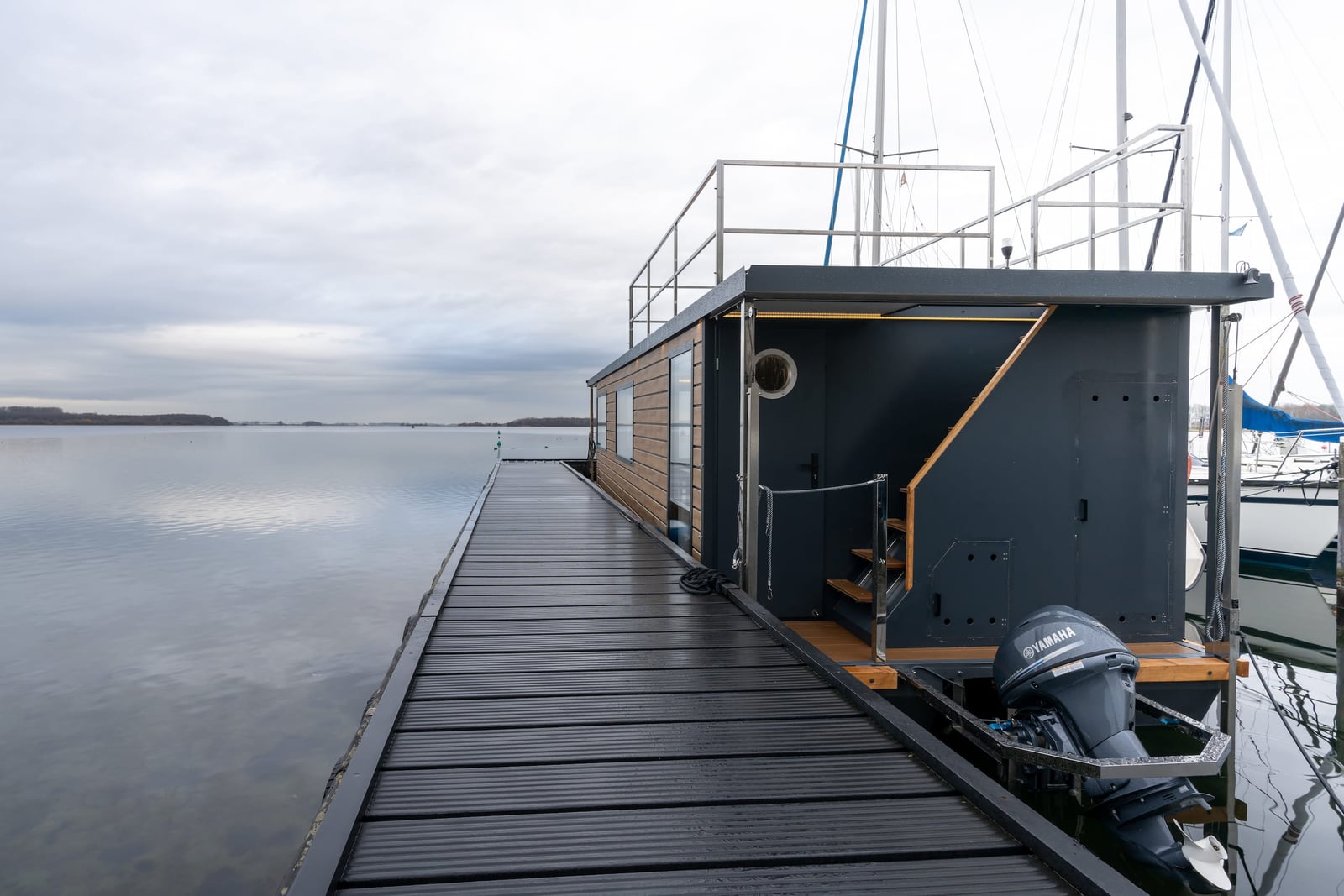 Houseboat Canal Boat 2 Bedrooms 35.70 m² 3