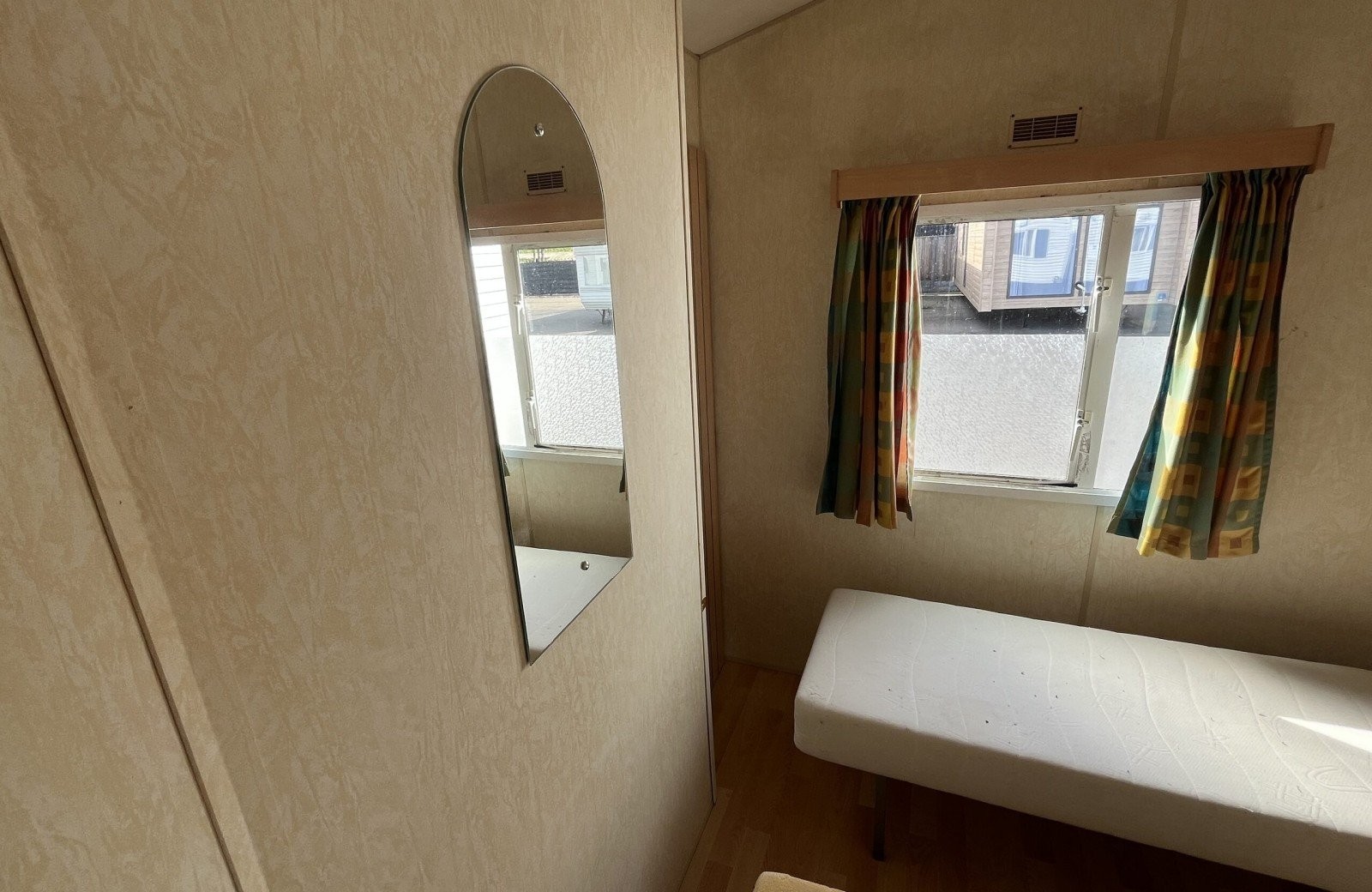 2 x Willerby Cottage 2002 19