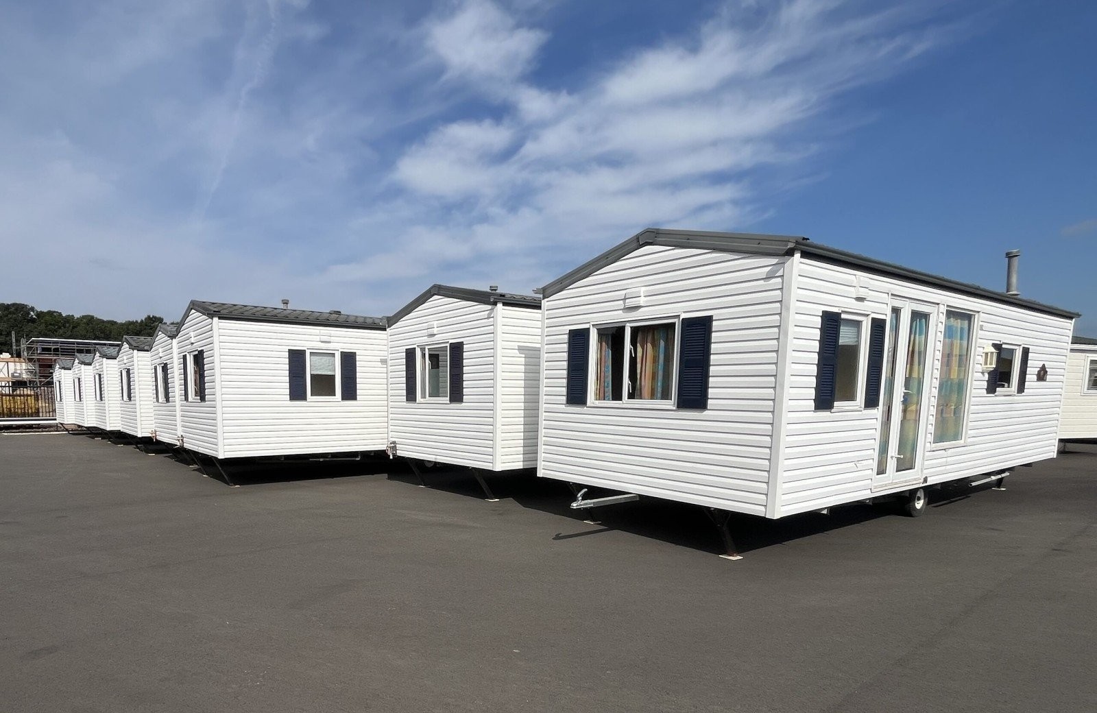 2 x Willerby Cottage 2002 2