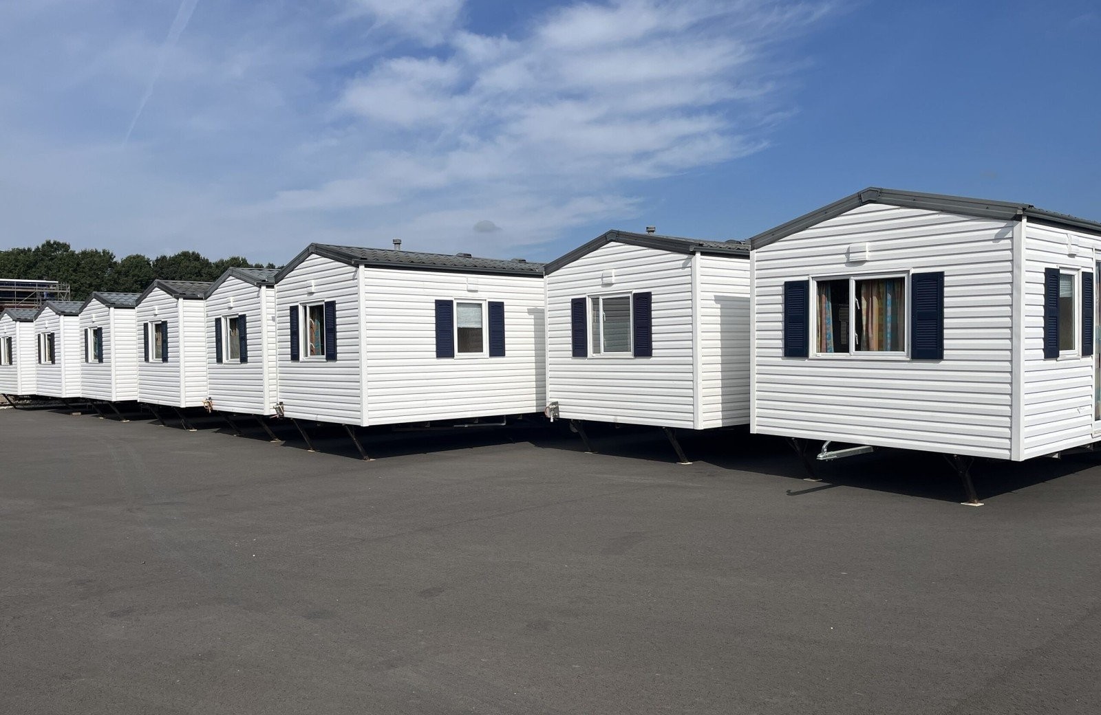 2 x Willerby Cottage 2002 13
