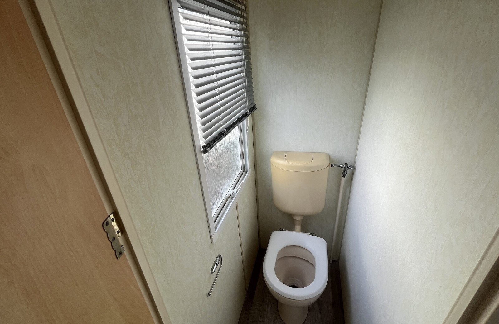 2 x Willerby Cottage 2002 23