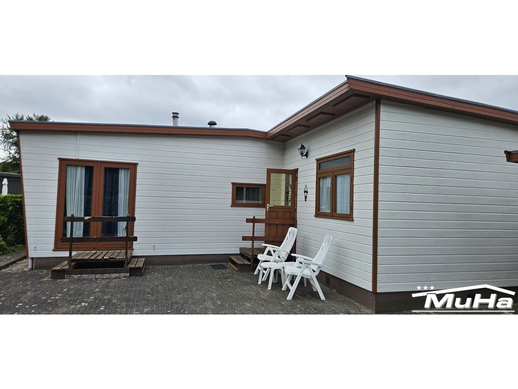L-Shaped Chalet 3 Bedrooms 37 m² 2