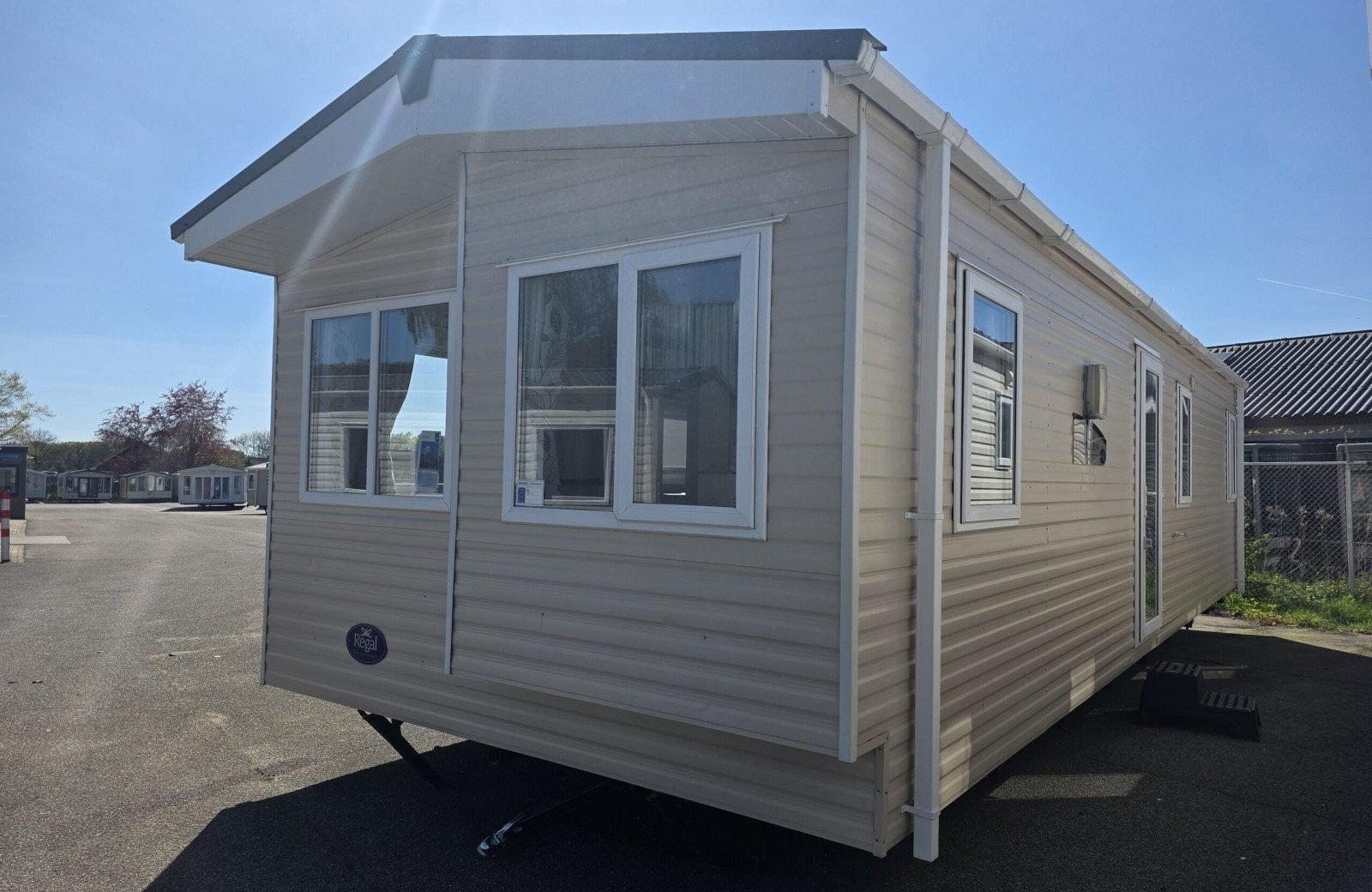 Regal Henley 3 Bedrooms 39.22 m² 3