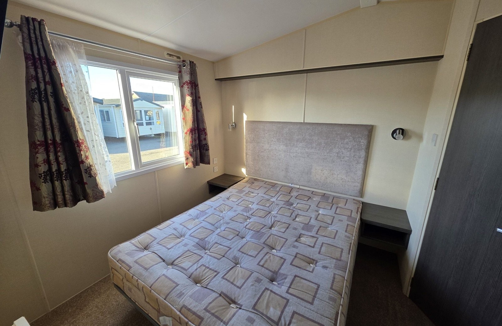 Regal Henley 3 Bedrooms 39.22 m² 14