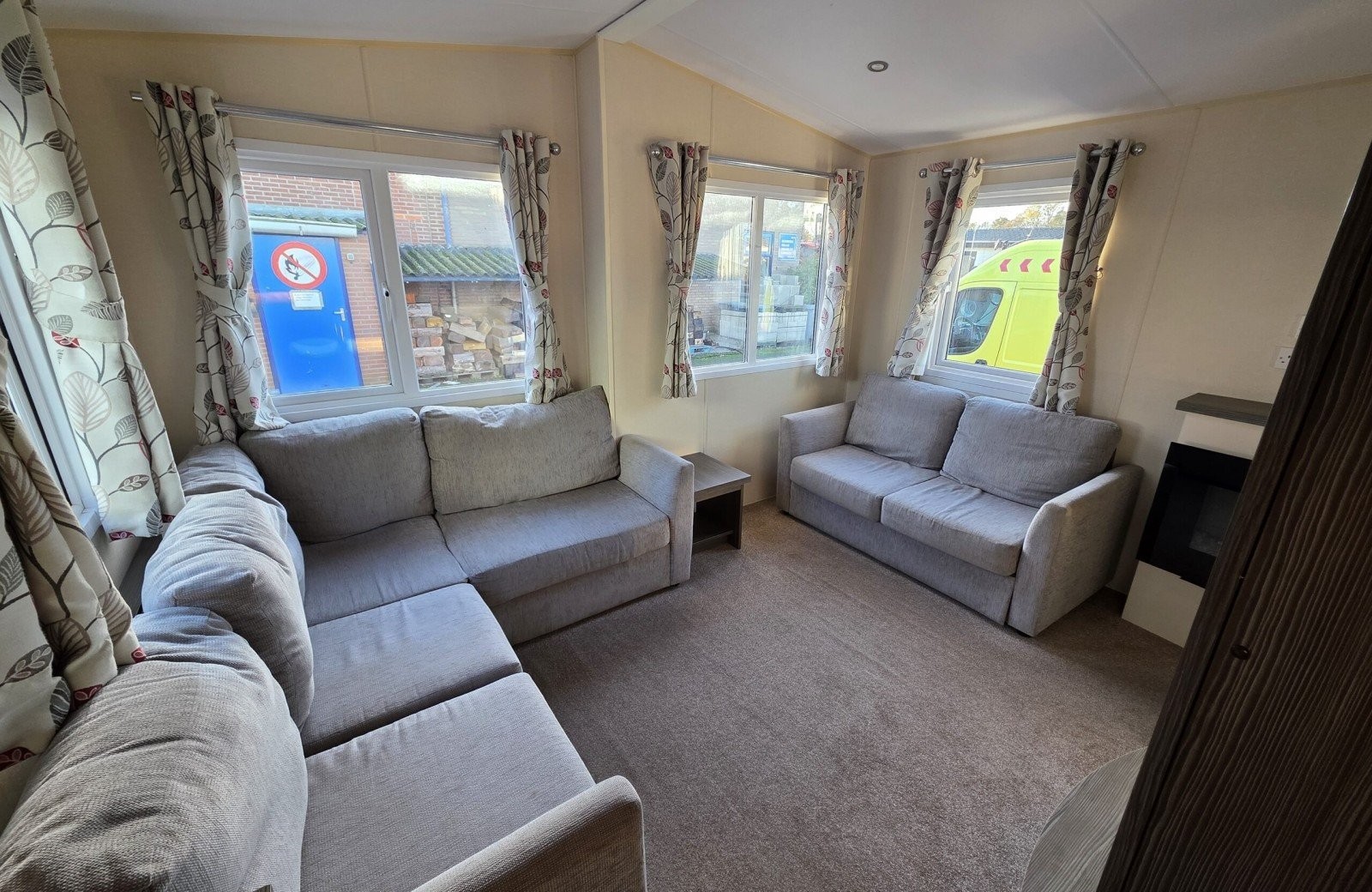 Regal Henley 3 Bedrooms 39.22 m² 7