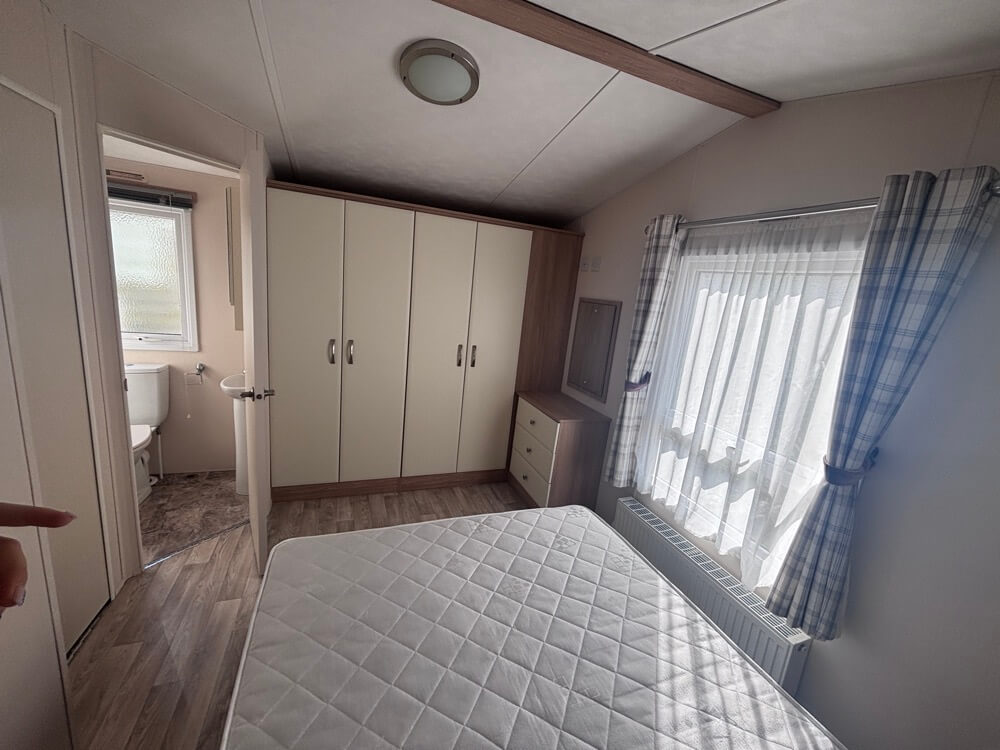 UK 45 2 Bedrooms 44.00 m² 14