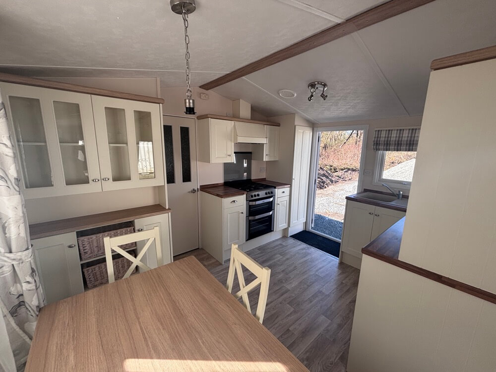 UK 45 2 Bedrooms 44.00 m² 4