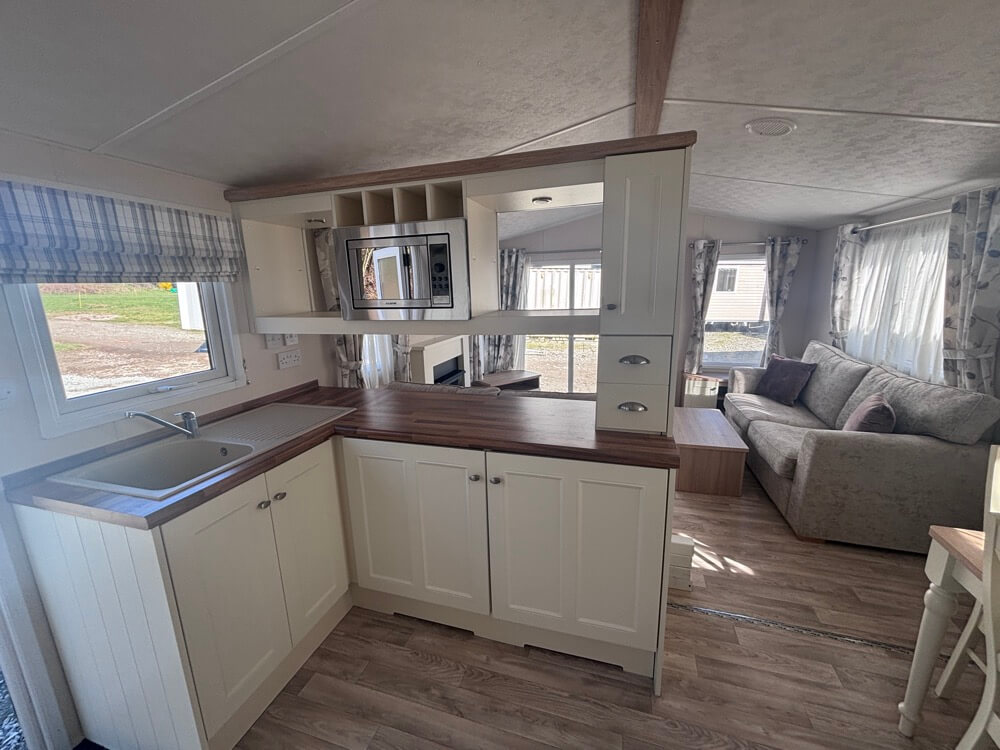 UK 45 2 Bedrooms 44.00 m² 6
